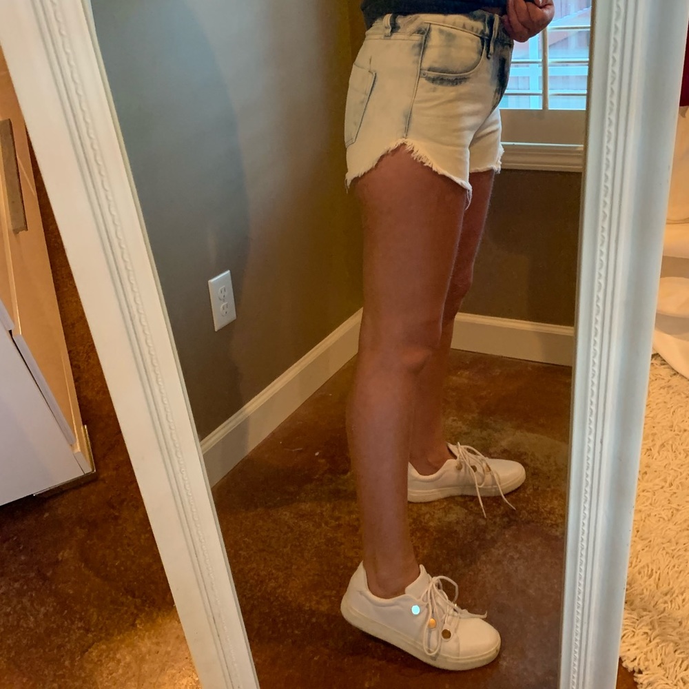 Mossimo High Rise Shorts - Picture 2 of 6